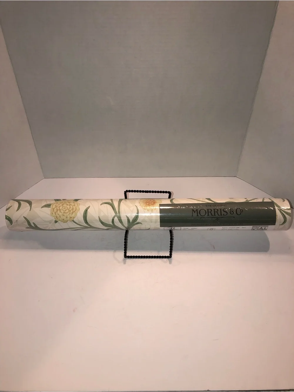 New Anthropologie Morris & Co. Scroll Leaves & Trees Thyme Pear Wallpaper